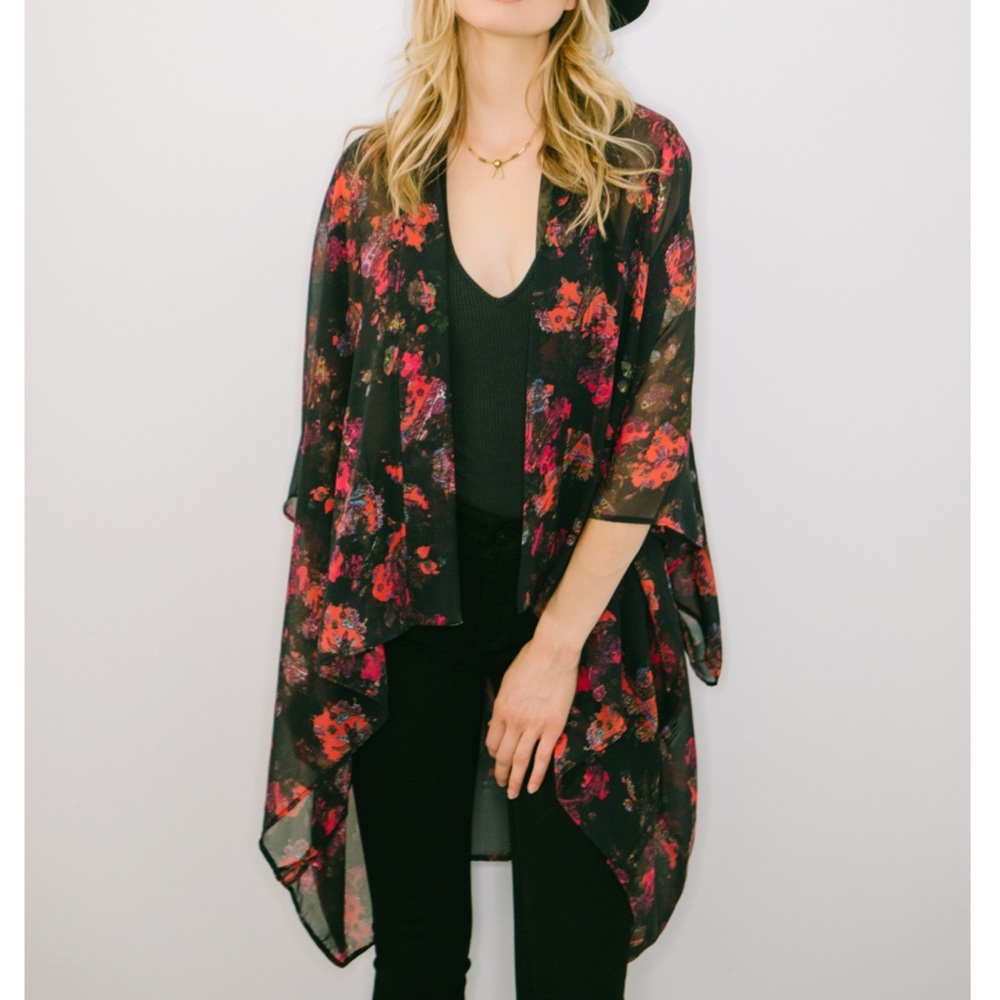 NWT Sophia Reyes Silk Kimono